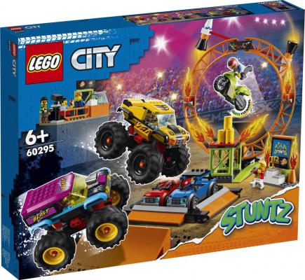 LEGO City Stuntz Stuntshow Arena (60295), huren vanaf €5,75/week