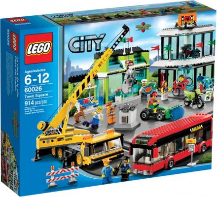 LEGO City Stadsplein (60026), huren vanaf €4,75/week