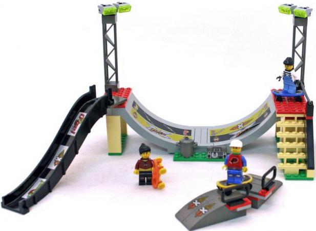 LEGO Islands Xtreme stunts Skateboard Challenge (6738), huren vanaf €1,00/week