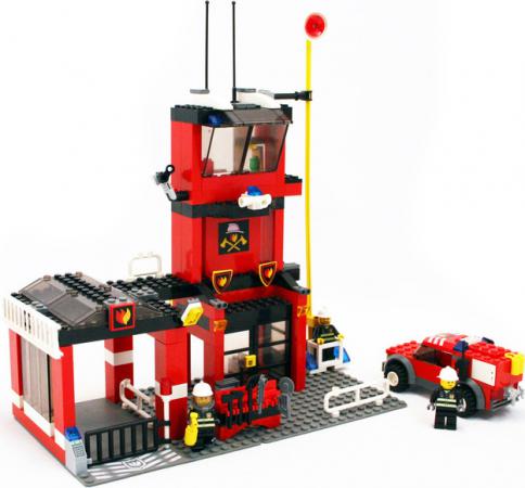 LEGO City Town Fire Station (7240), huren vanaf €1,25/week