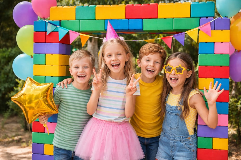 Een kleurrijke fotospot en selfie muur van XXL Softbricks